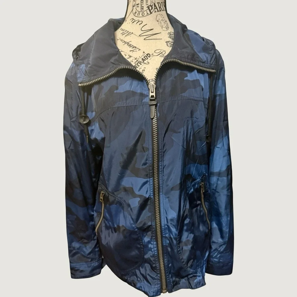 COACH Men's Nylon Trainer Hooded Windbreaker Jacket Blue Camo Outdoor SZ Small - Picture 4 of 14